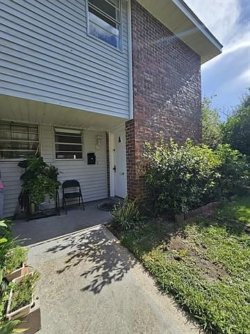 1st image of 3616 Martinique Ave APT A