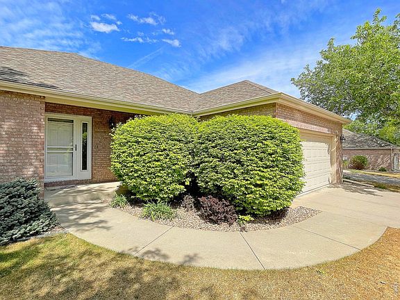 4th image of 1839 44th Ave Ct