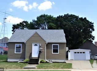 204 8th St NE, Waseca, MN 56093