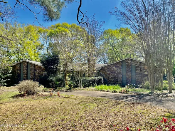 1308 Lee Ave, Crystal Springs, MS 39059