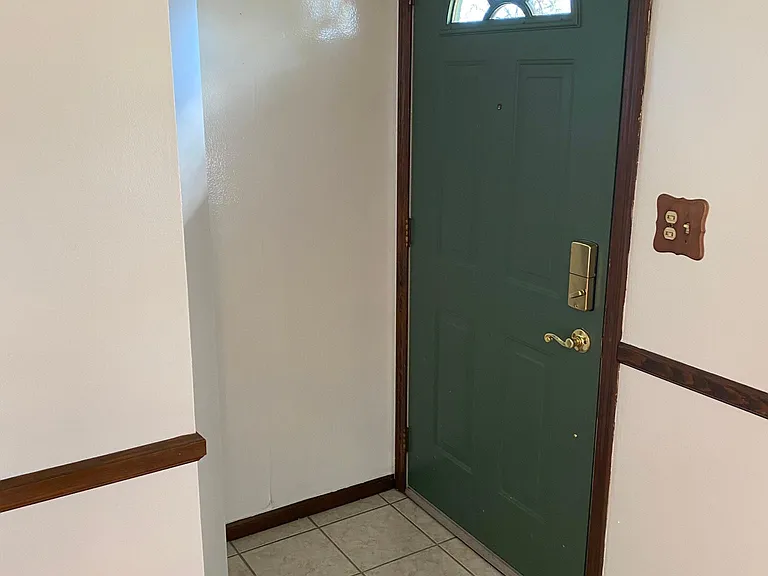 30834 Marquette St — Photo 3