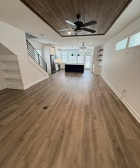 438 Grand Oaks Rd — Photo 3