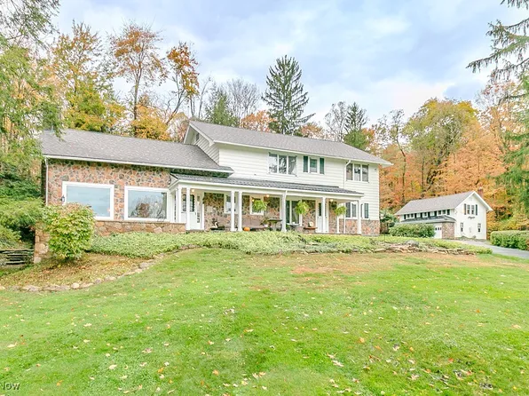 10331 Butternut Rd, Chesterland, OH 44026