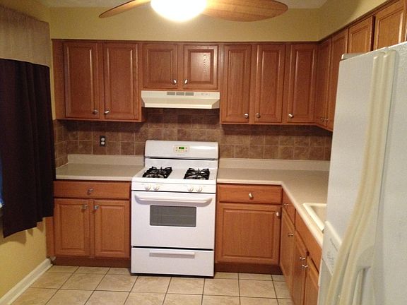 2nd image of 1141 James Madison Cir