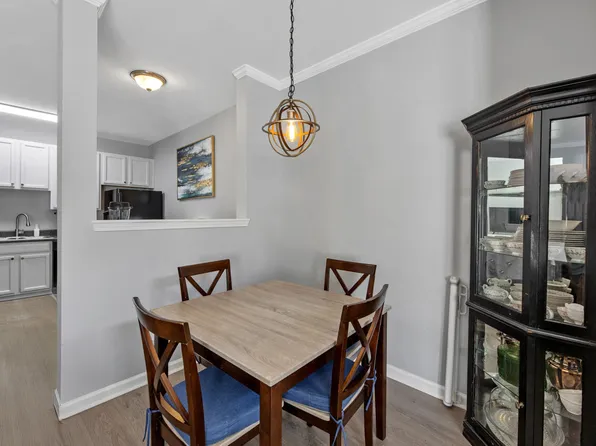 401 Scripps Ln Unit 104, Raleigh, NC 27610
