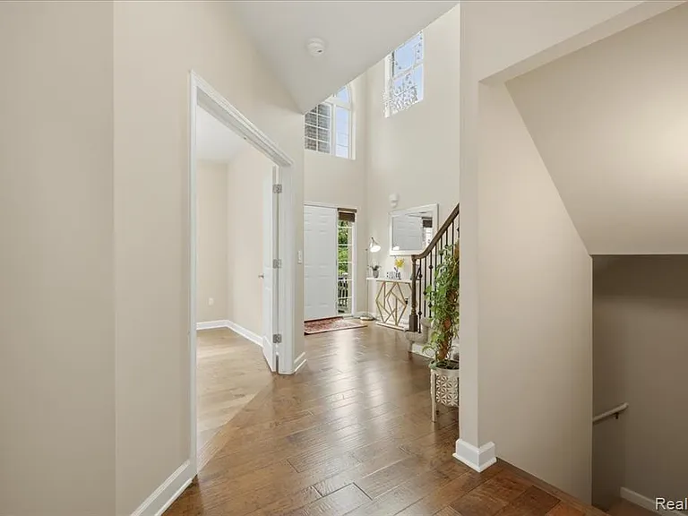 4810 E Stonegate Cir — Photo 6