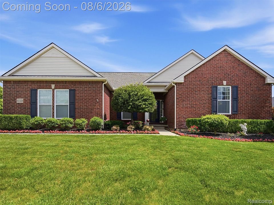 1st image of 61328 Saddle Creek Dr