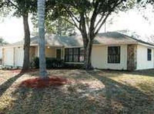 570 Agnes St, Sebastian, FL 32958