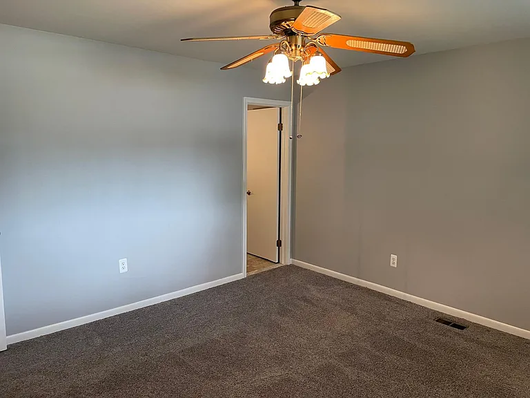 42063 Toddmark Ln — Photo 15