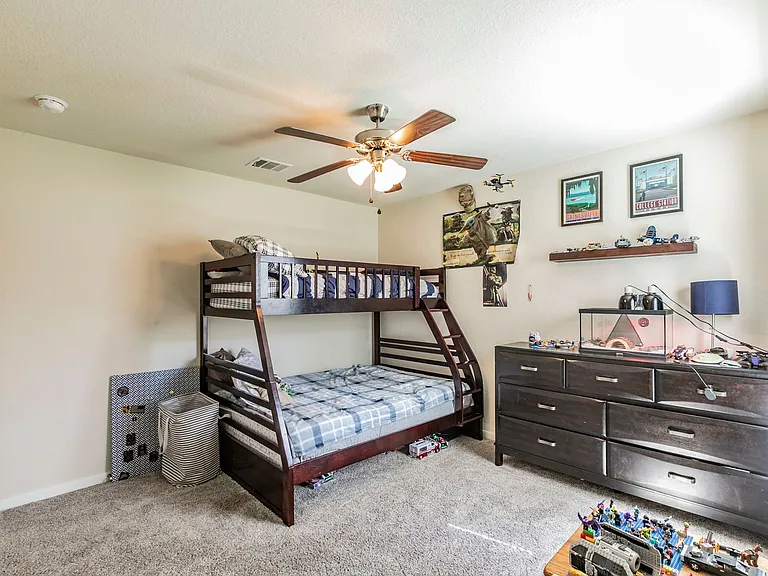 5317 Lancaster Dr — Photo 14