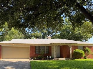 6829 Hightower St, Fort Worth, TX 76112
