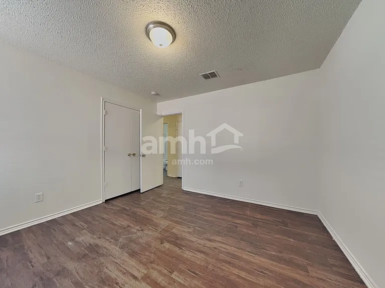 1637 Baxter Springs Dr — Photo 13