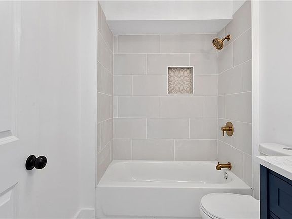 3rd image of 4630 Montgall Ave