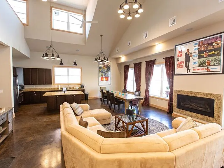 147 Bayberry Cir — Photo 32