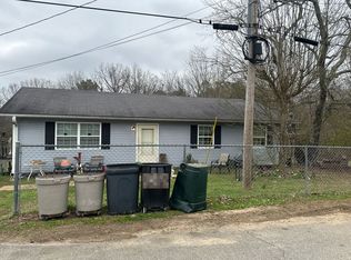 420 Baughn St, Henderson, TN 38340
