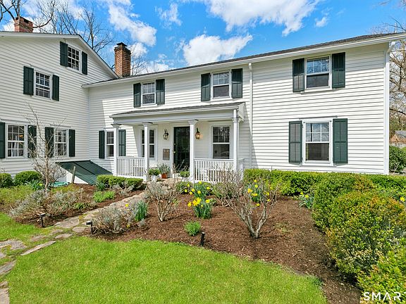 3rd image of 561 Middlesex Road