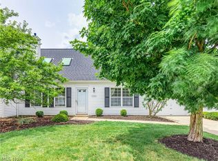 3500 E Prescott Cir, Cuyahoga Falls, OH 44223