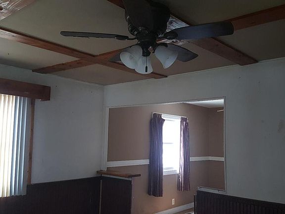 5th image of 2270 Vanderburg St