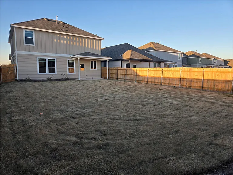 408 Acuff Ln — Photo 35