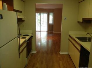 1414 Whitney Ave APT D1, Hamden, CT 06517