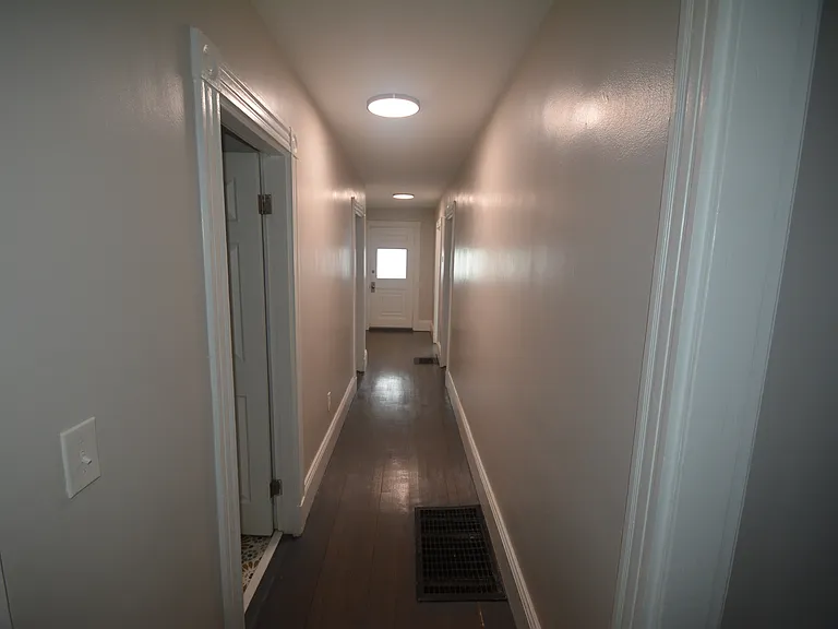31 Claybourne St #1 — Photo 29