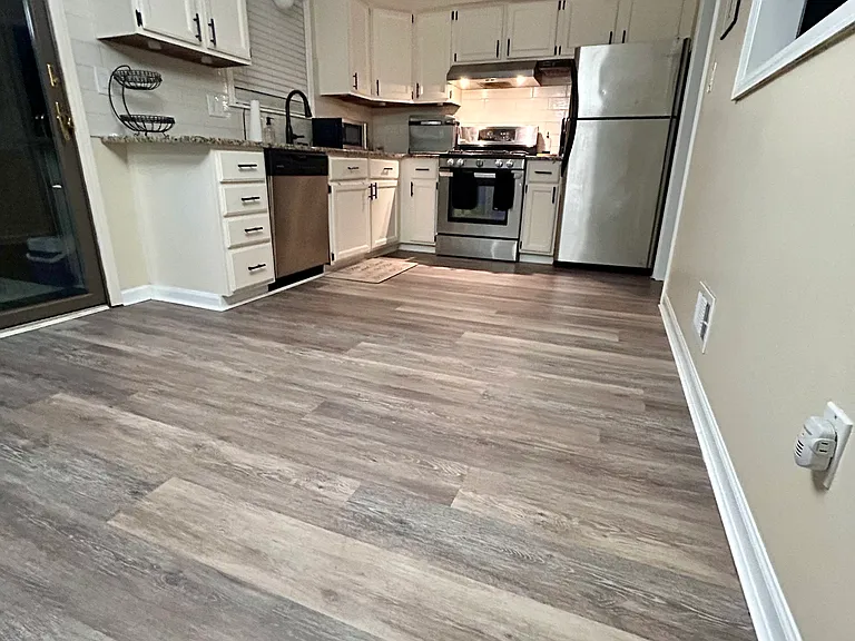 38485 Monmouth St — Photo 8
