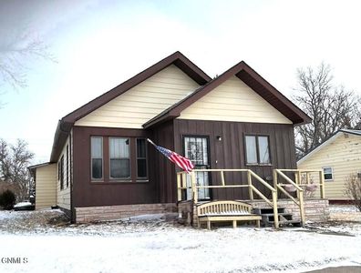 301 Main St, Wing, ND, 58494