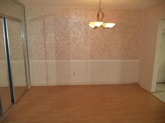 4th image of 2109 NE 68th St APT 107