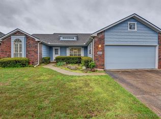 8921 E 62nd Ct, Tulsa, OK 74133