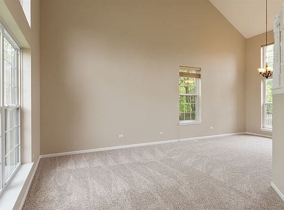 3rd image of 1213 Patrick Dr