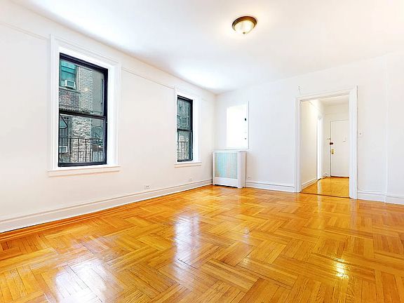 4th image of 24 Bennett Ave APT 53B