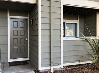 26 Castlecrest Dr, San Jose, CA 95116