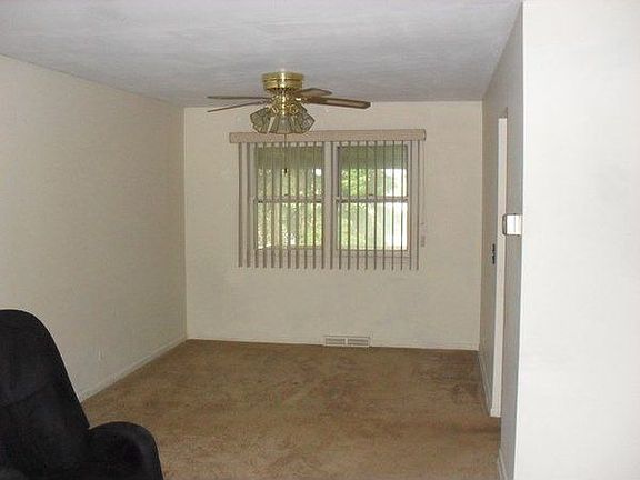 2nd image of 6418 Marshall Dr