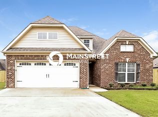 212 Falling Waters Way, Maylene, AL 35114