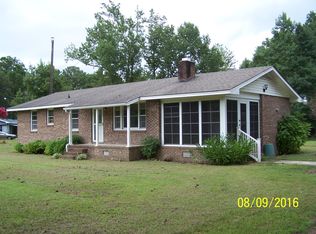 25 Etheridge Rd, Columbia, NC 27925