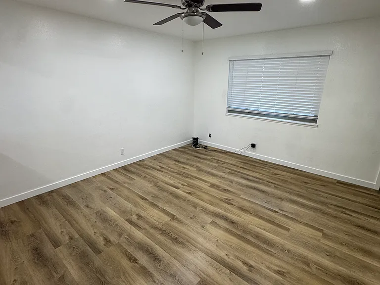 519 E Ridgecrest Blvd #A — Photo 14
