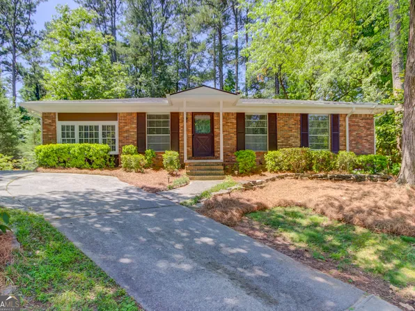 922 E Glochester Pl, Norcross, GA 30071