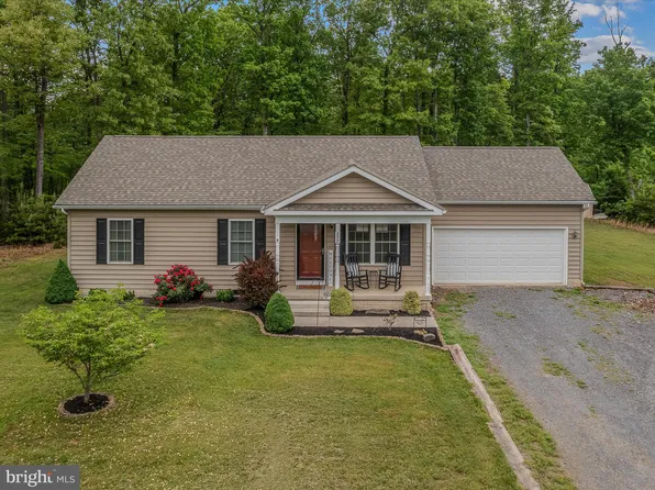 277 Rodanthe Trl, Hedgesville, WV 25427