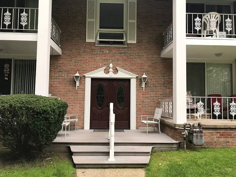 334 Hamilton Ave #1 — Photo 5