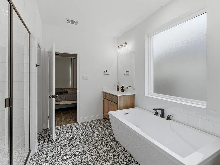 9920 Chaparral Pass — Photo 29