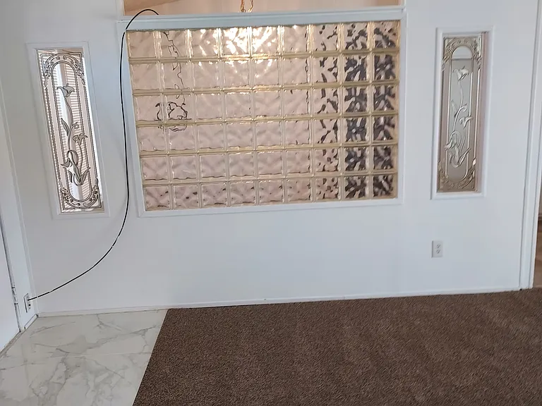 2466 Merrill Ave — Photo 4