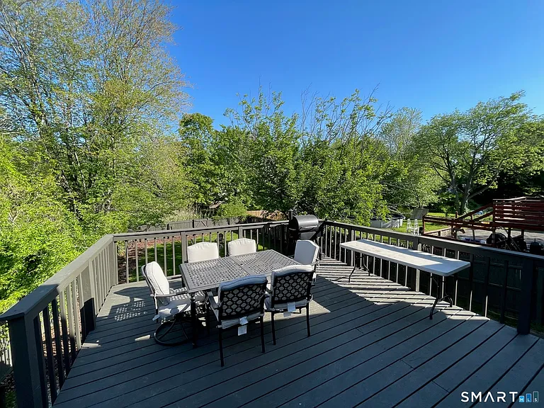 49 Homeside Ave — Photo 21