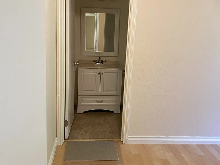 Room 1- Master Bathroom View 1