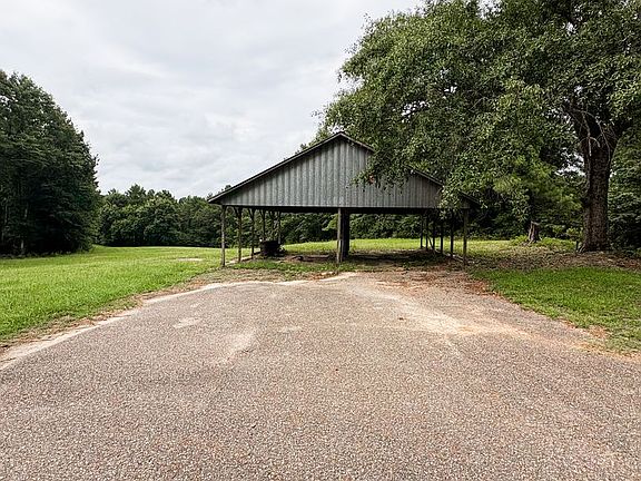 4th image of 41 County Road 4418