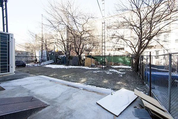 Rented by Brooklyn Group | media 79