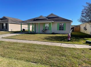 1128 S Sky Ave, Gonzales, LA 70737