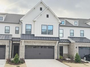 106 Periwinkle Pl, Clayton, NC 27527