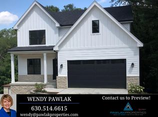 507 Lemont St, Lemont, IL 60439