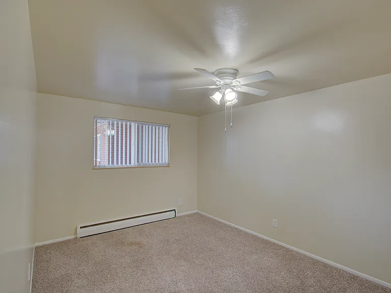 Lampliter Apartments — Photo 28