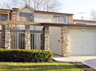 218 W Hanover Pl, Mount Prospect, IL 60056